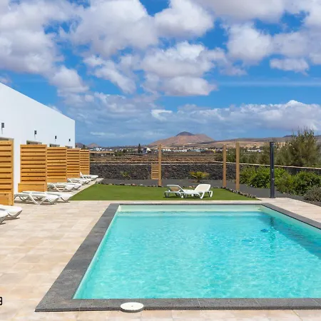 Lola Loft 3 Lajares Irent Fuerteventura * لا أوليفا
